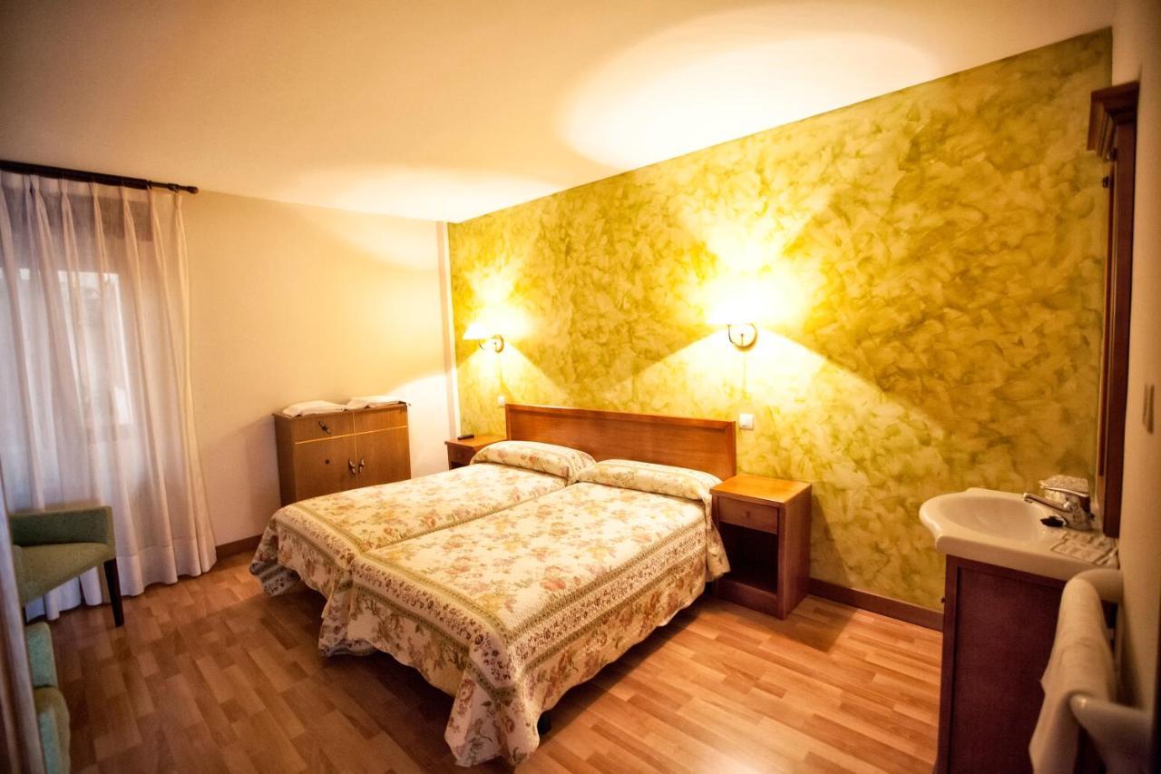 Hotel Covadonga Кангас-де-Онис Экстерьер фото